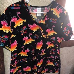 Lion King Disney scrub top in size medium